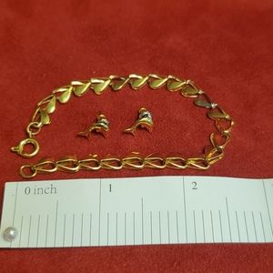Gold plated Dolphin earrings & heart bracelet (Gir